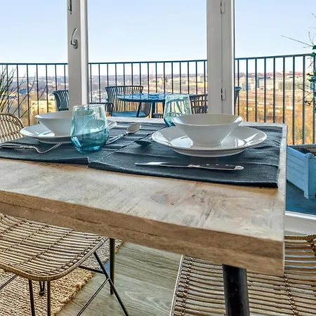 Appartement Bright - Fresh Central Studio & Skyline View Of